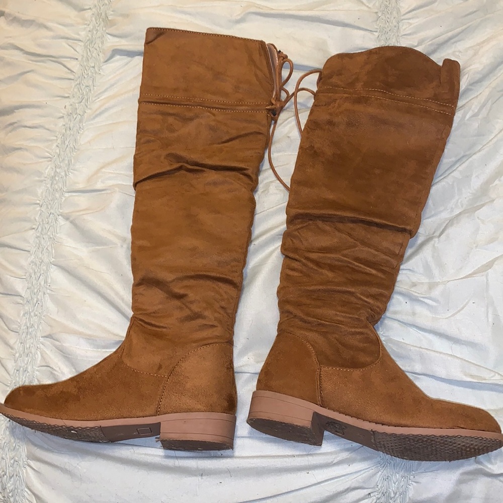 Girls knee length boots size 13